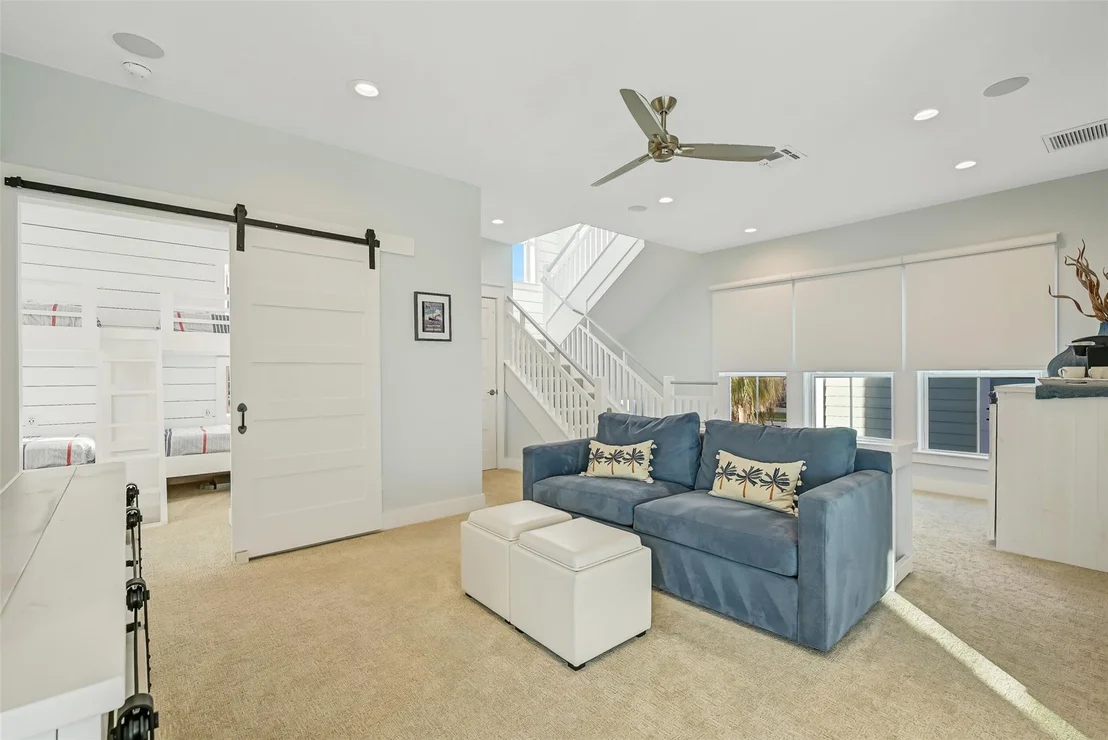 Photo of 11614 Beachside