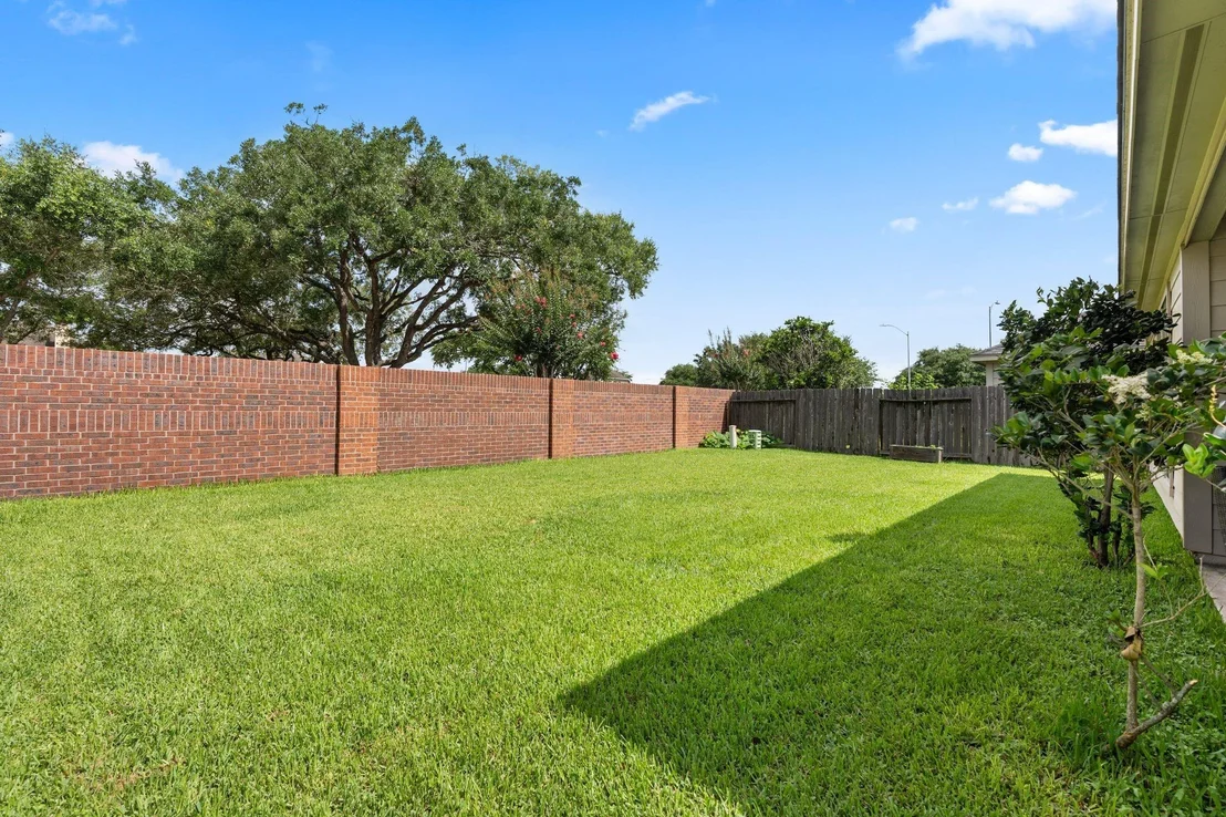 Photo of 2606 Silverton Bend