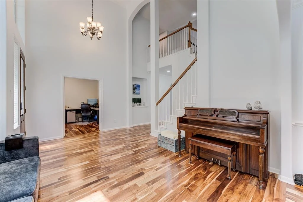 Photo of 10811 Silverado Trace Drive