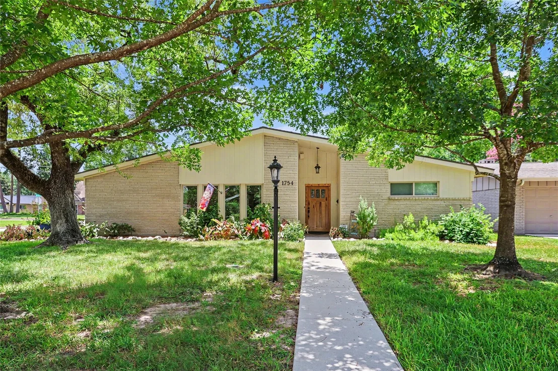 Photo of 1754 Nocturne Lane
