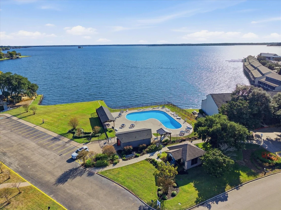 Photo of 5218 Park View Drive