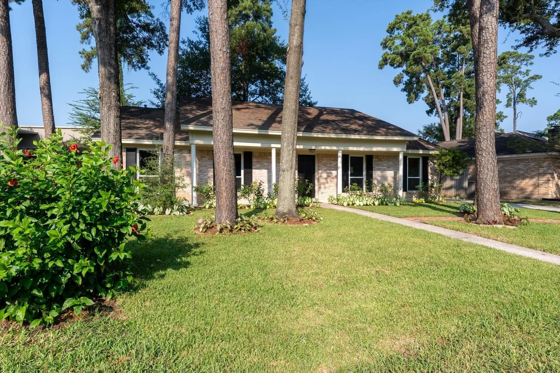 Photo of 25019 Barmby Drive