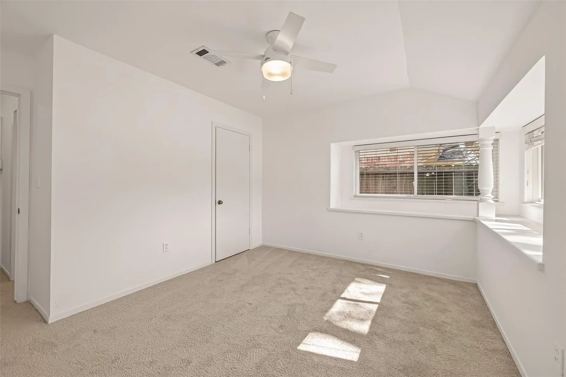 Photo of 6030 Benning Drive