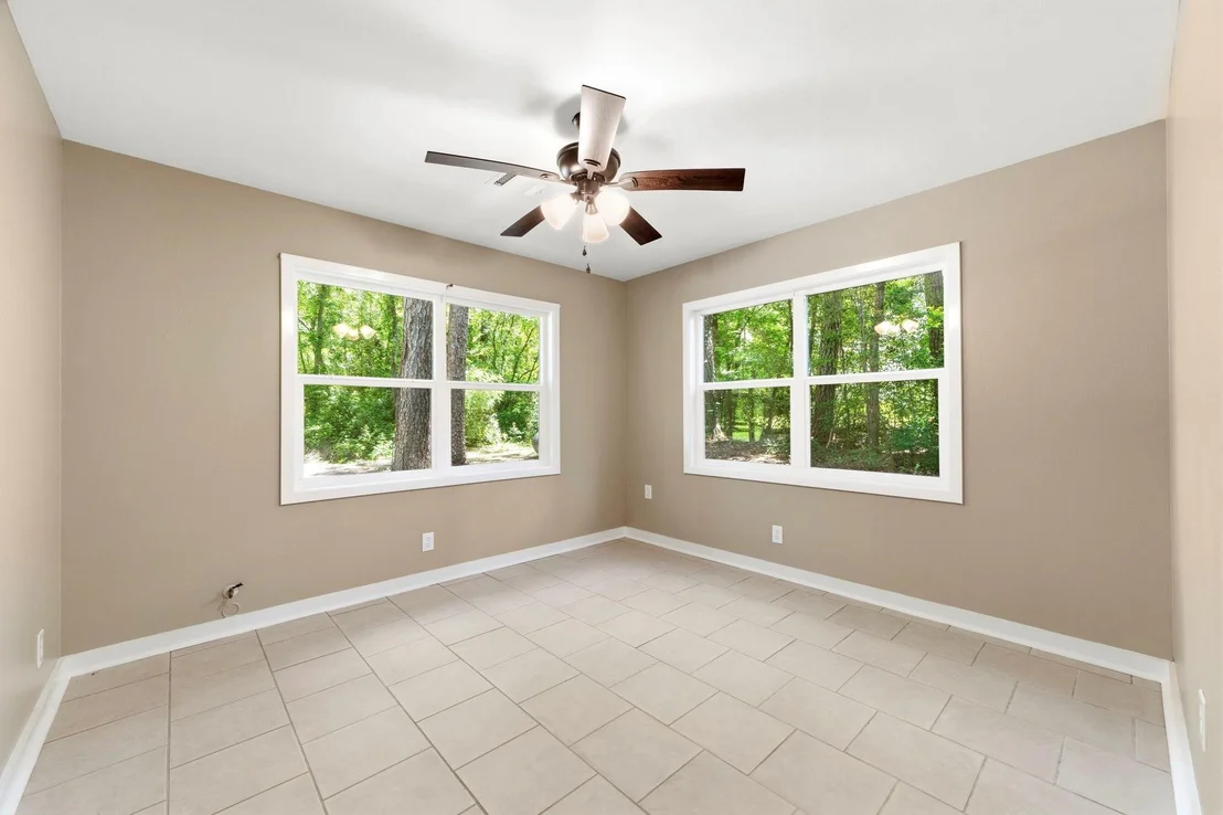 Photo of 8330 Elm