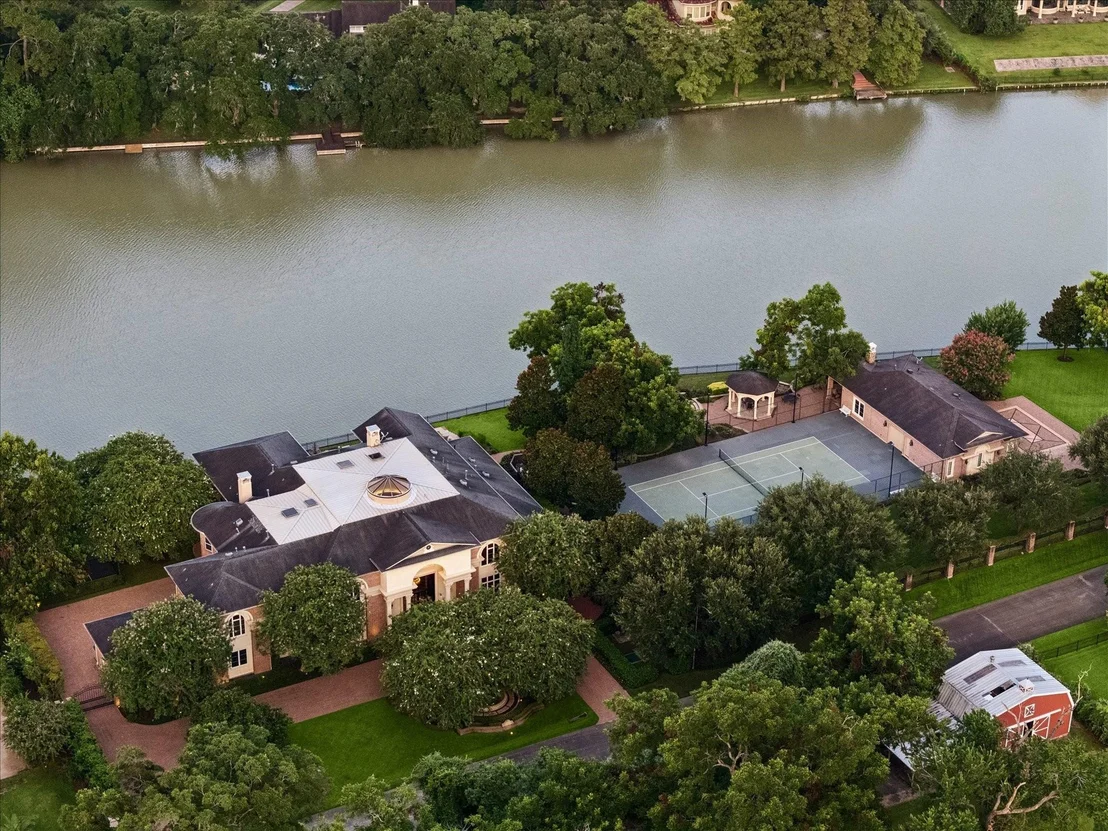 Photo of 7 Paradise Point Drive