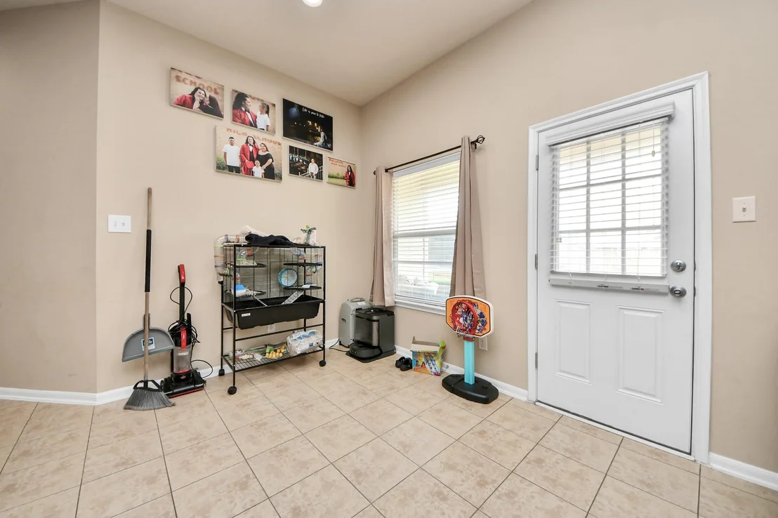 Photo of 9307 Russeff Field Lane