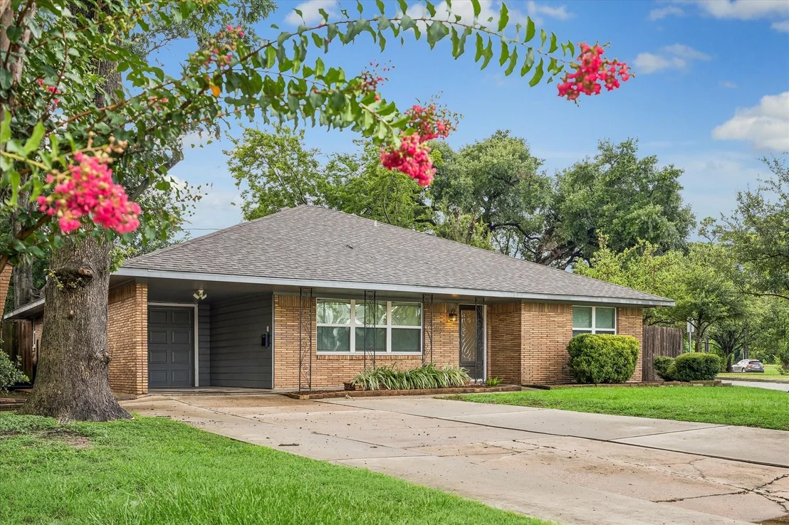 Photo of 4402 Libbey Lane