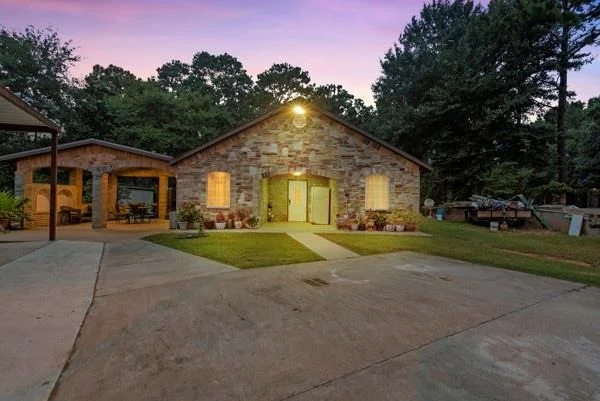 Photo of 14648 Forest Circle
