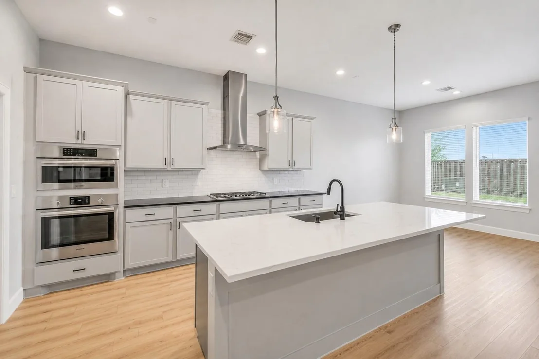 Photo of 10015 Goliad Drive