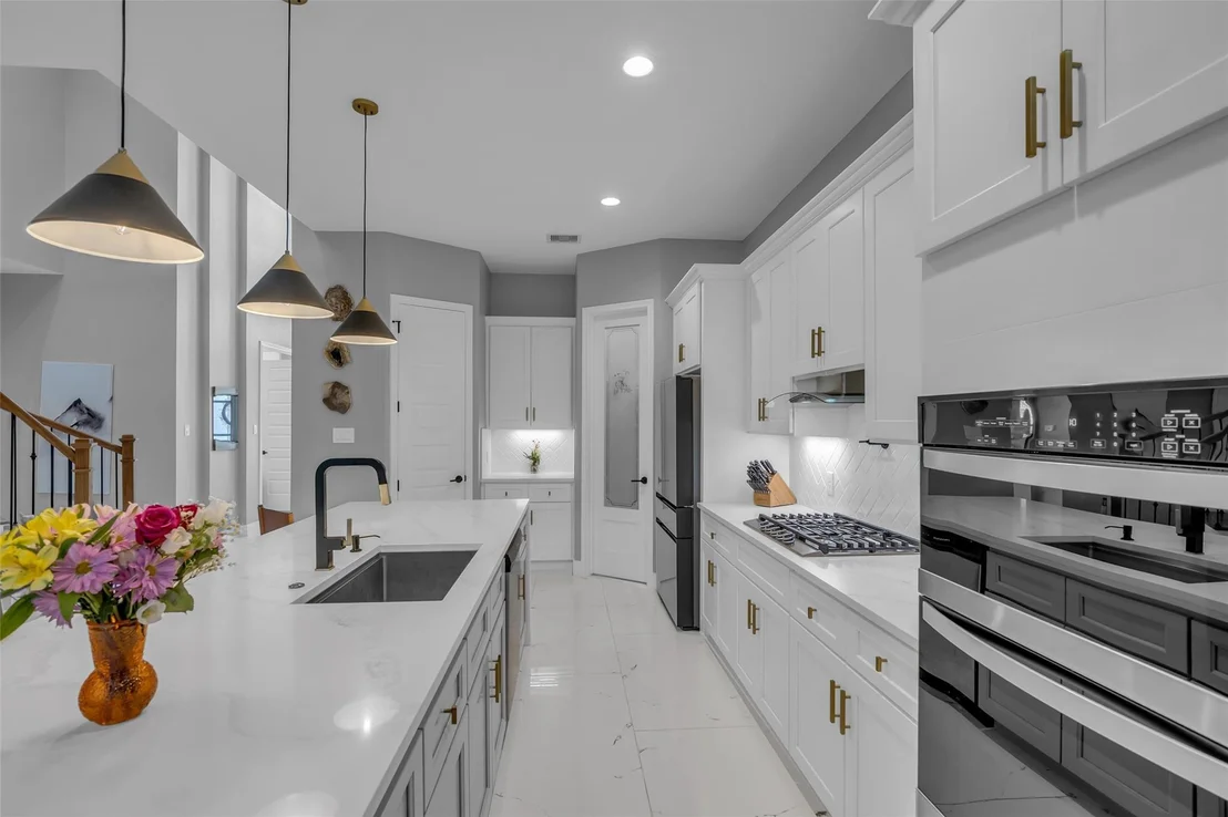 Photo of 225 Blue Hill Drive