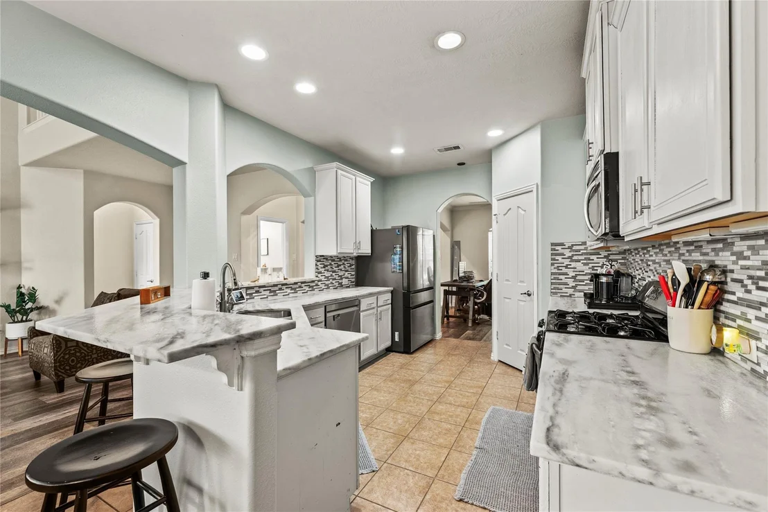Photo of 24402 Lakecrest Bend Drive