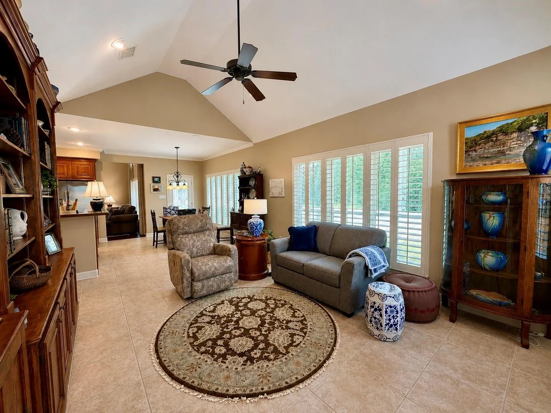 Photo of 2902 Twisted Oak Drive