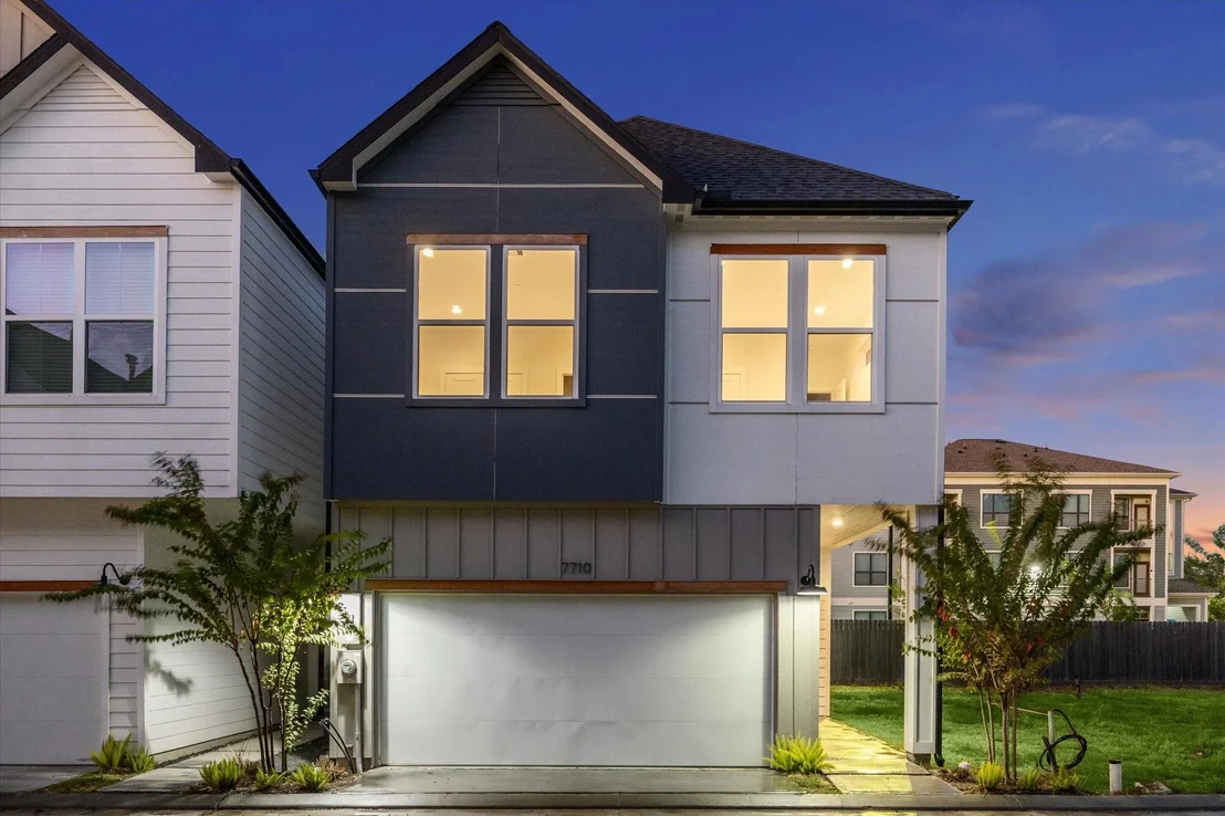 Photo of 7702 Sky Dweller Drive