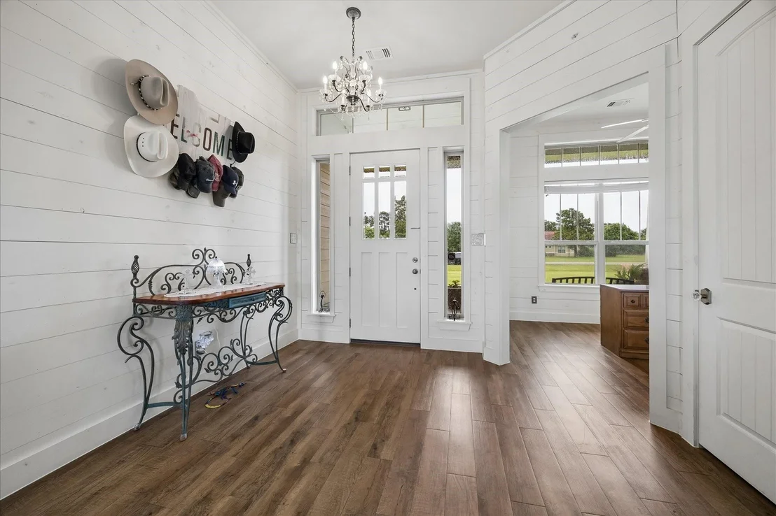 Photo of 2135 Blue Jay Way