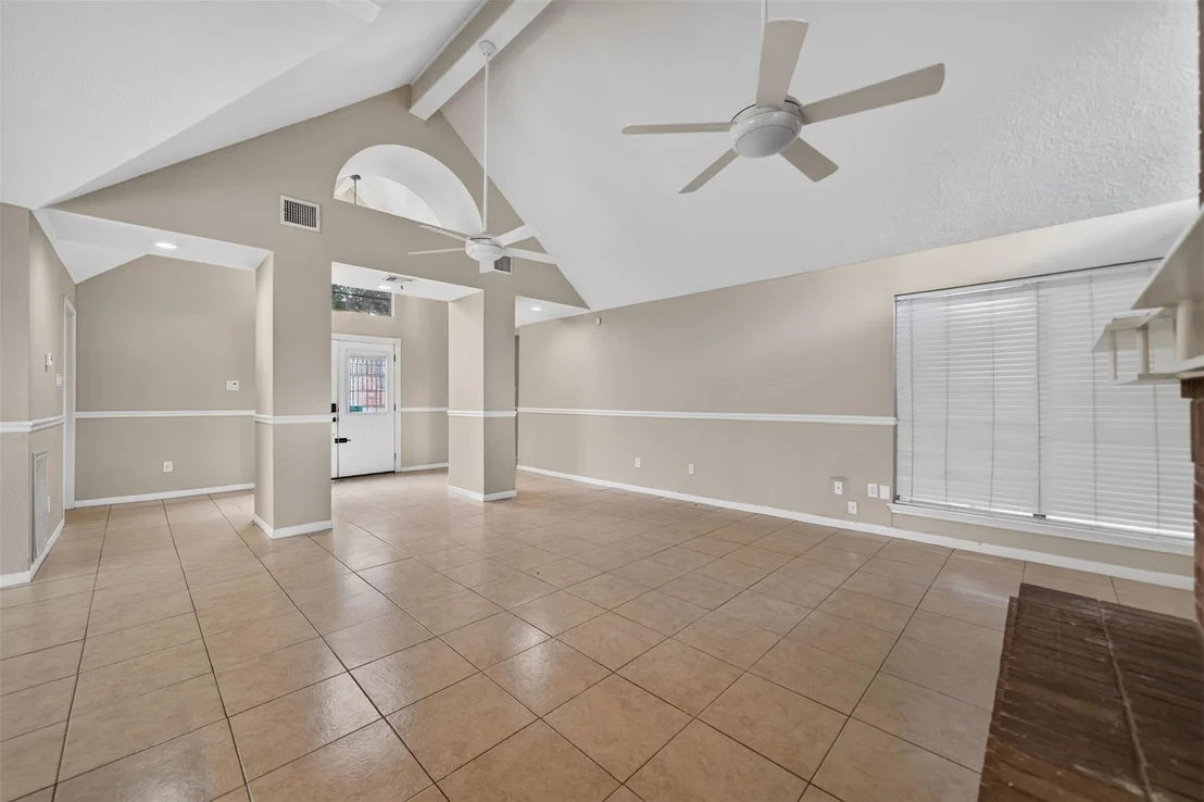 Photo of 22918 Glenover Drive