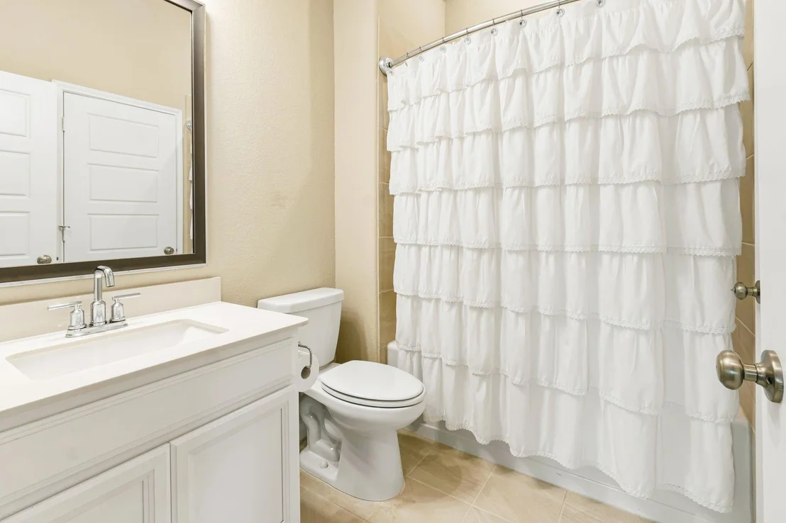 Photo of 7050 Lauren Oak Drive