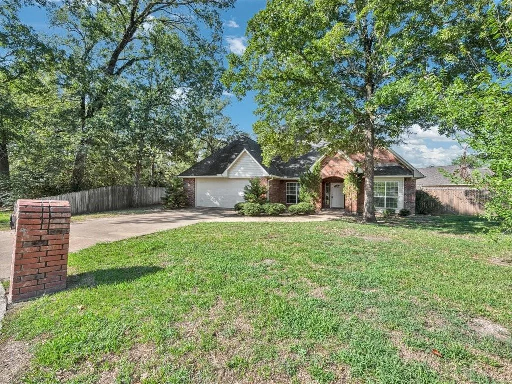 Photo of 227 Remington Place