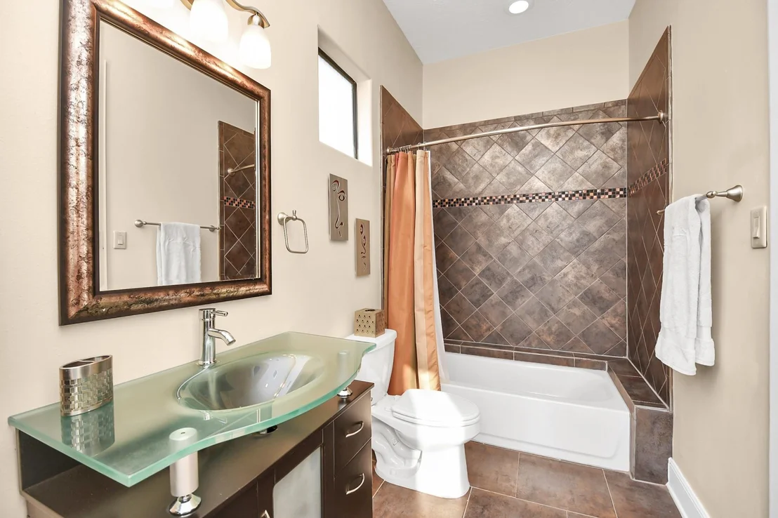 Photo of 1611 Lynnview Drive
