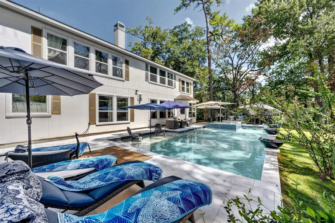 Photo of 335 Voss Road