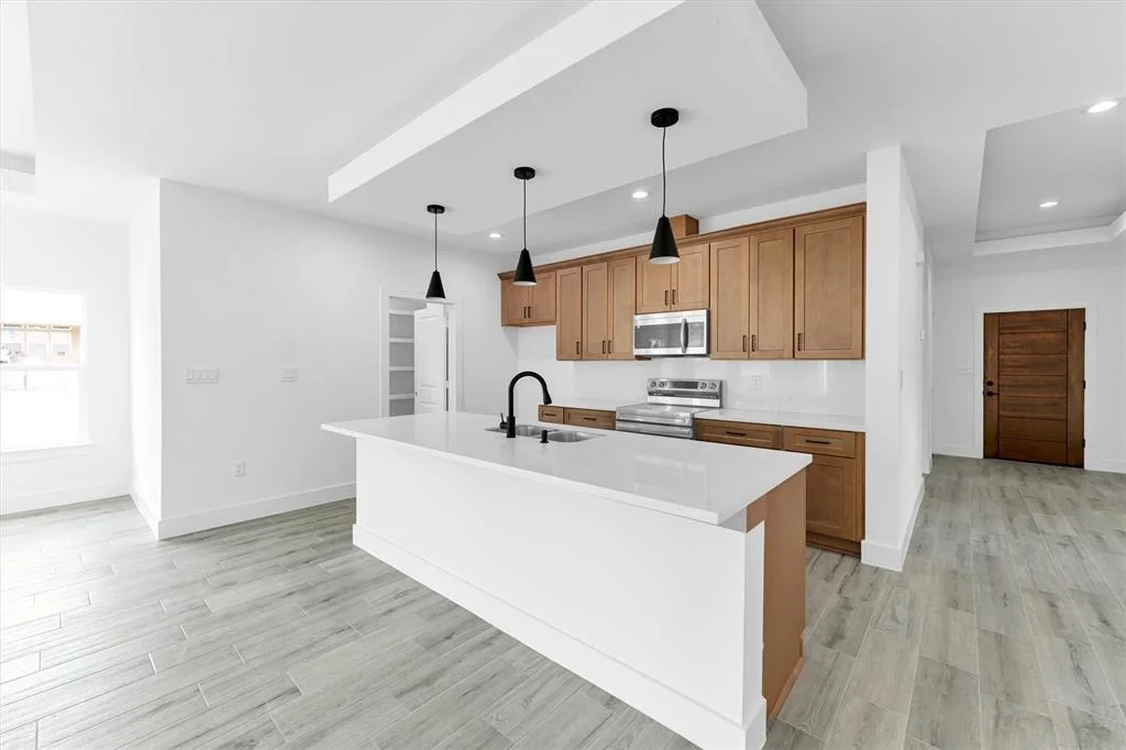 Photo of 1005 Lake View Drive