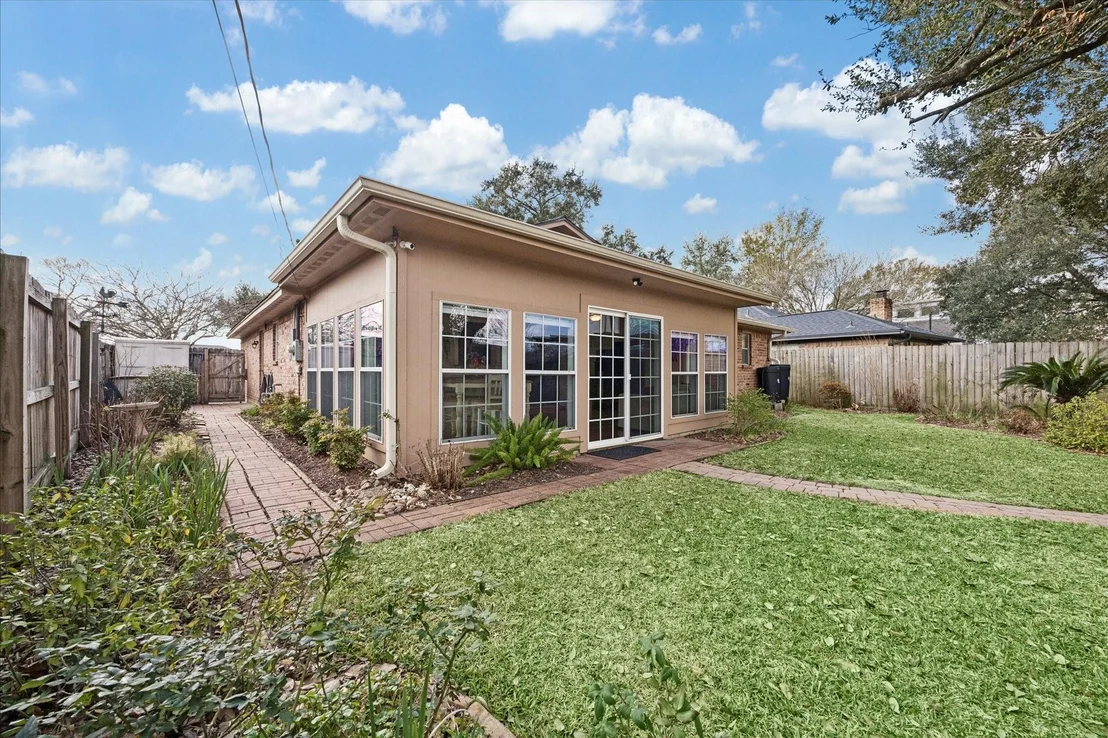 Photo of 6319 Crestside Drive