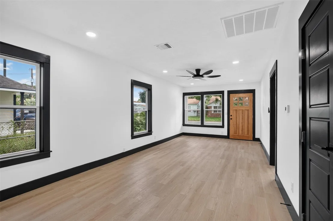 Photo of 1506 Clay Street