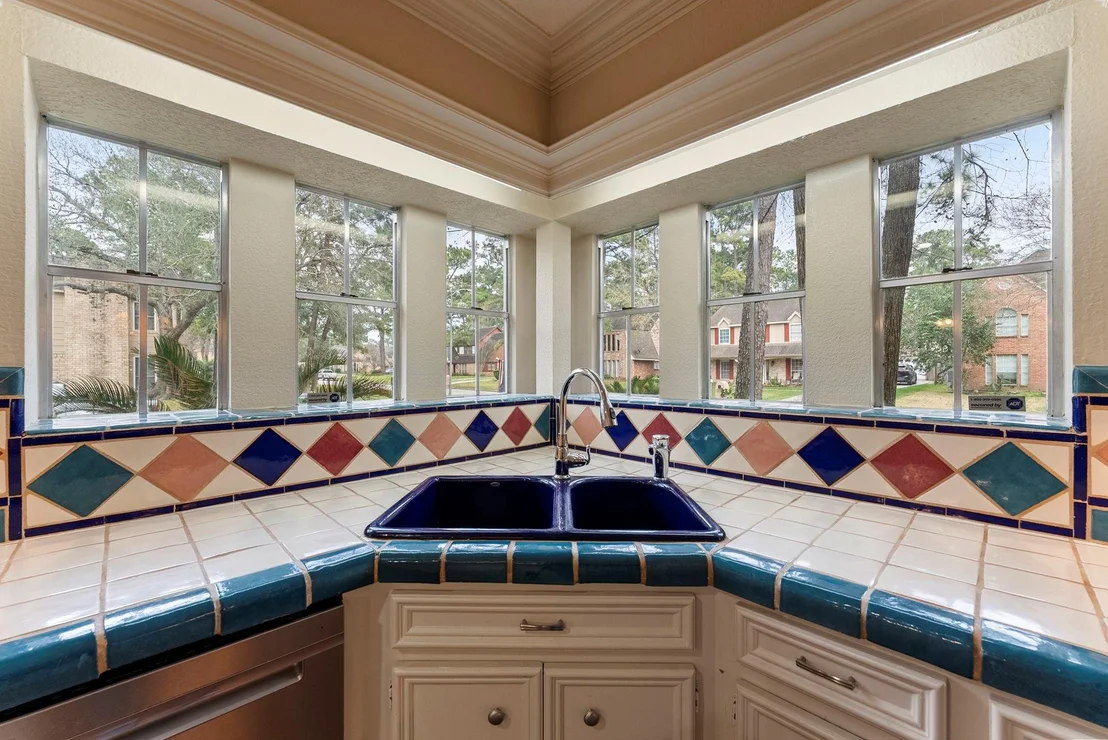 Photo of 5718 Glenmere Lane