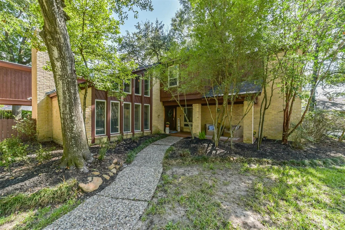 Photo of 7618 Hurst Forest Drive