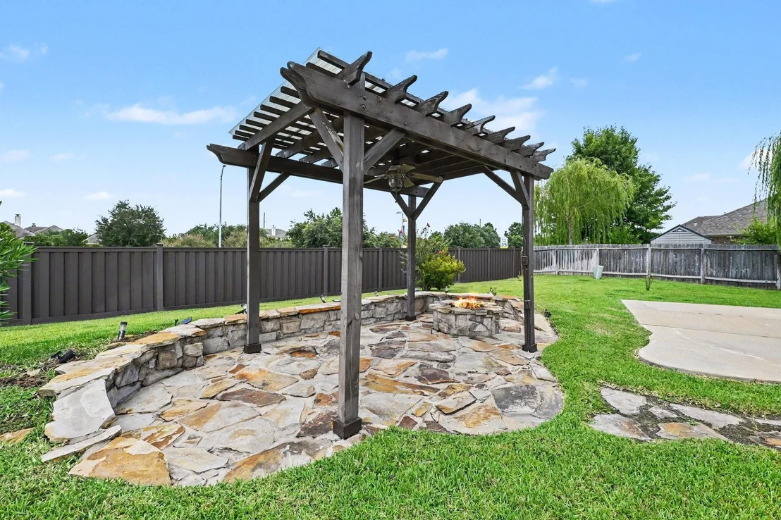 Photo of 2302 Blue Jay Lane