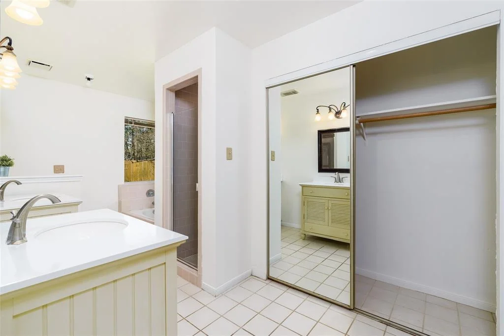 Photo of 25206 Lynbriar Lane