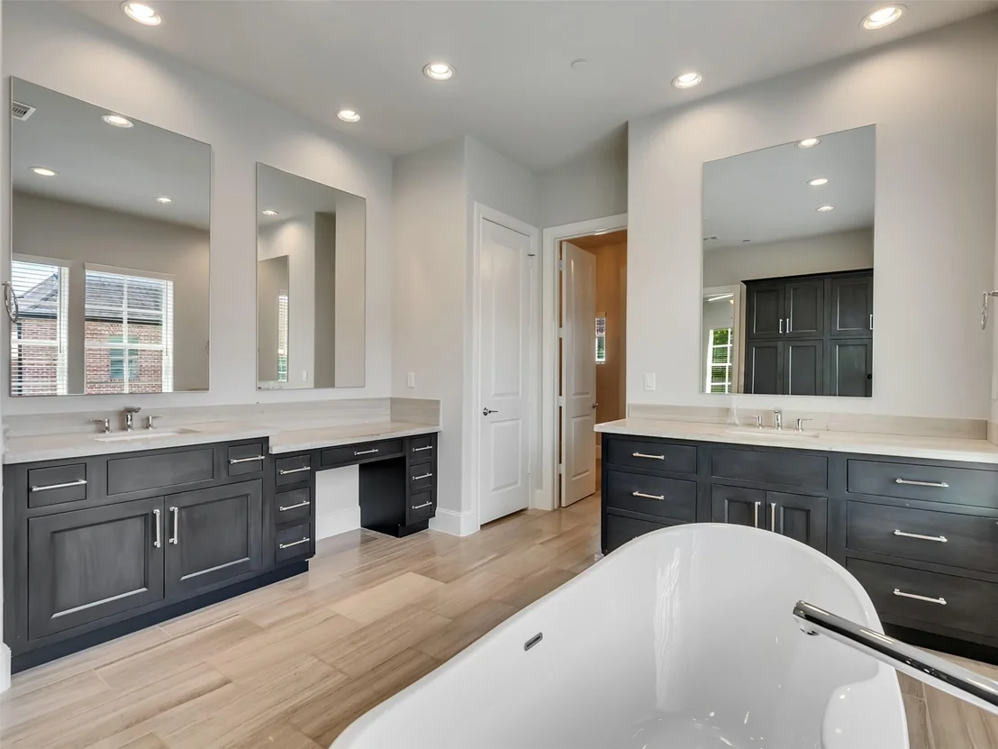 Photo of 6014 Matthew Oaks Place