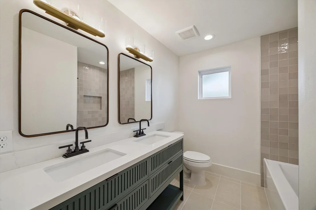 Photo of 10422 Timberoak Drive
