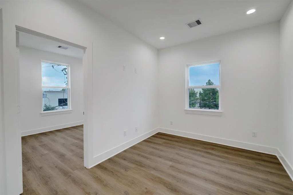 Photo of 3704 Runnels