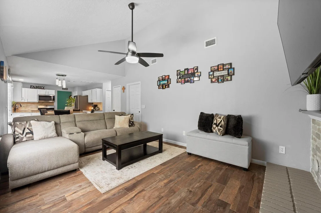 Photo of 94 Rockridge Drive