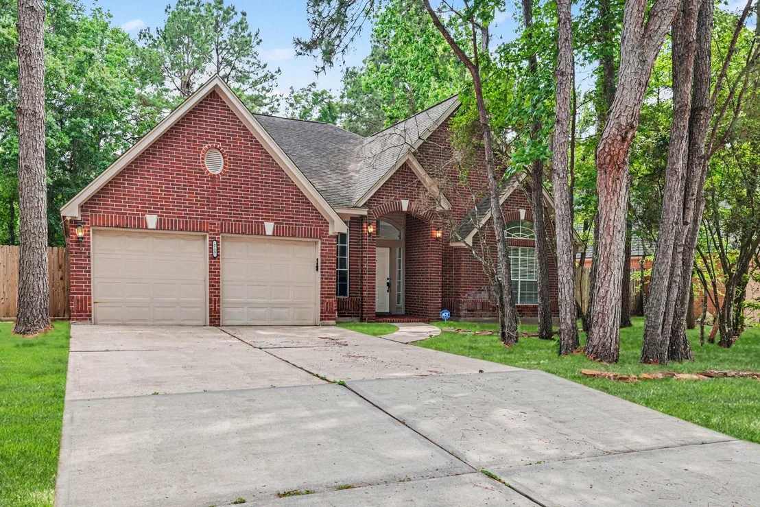 Photo of 215 Bristol Bend Circle