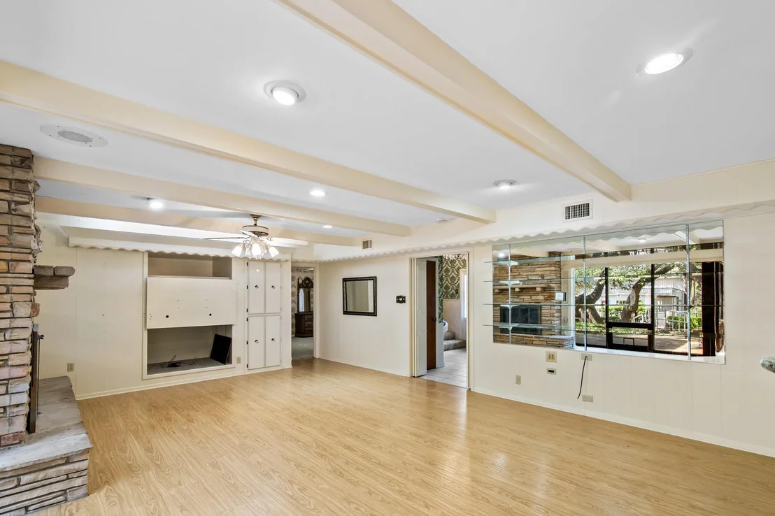 Photo of 1101 Clark Street