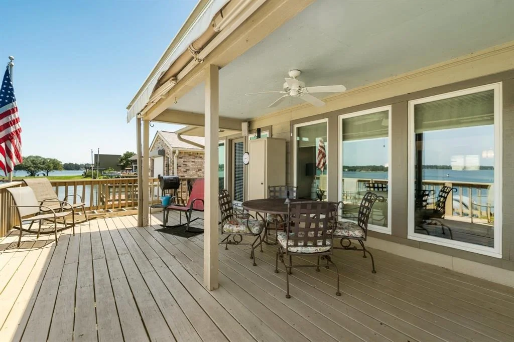 Photo of 112 Cove Point