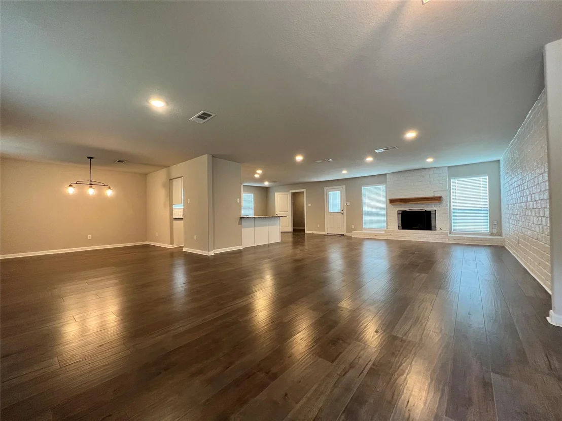 Photo of 203 Acorn Tree Court