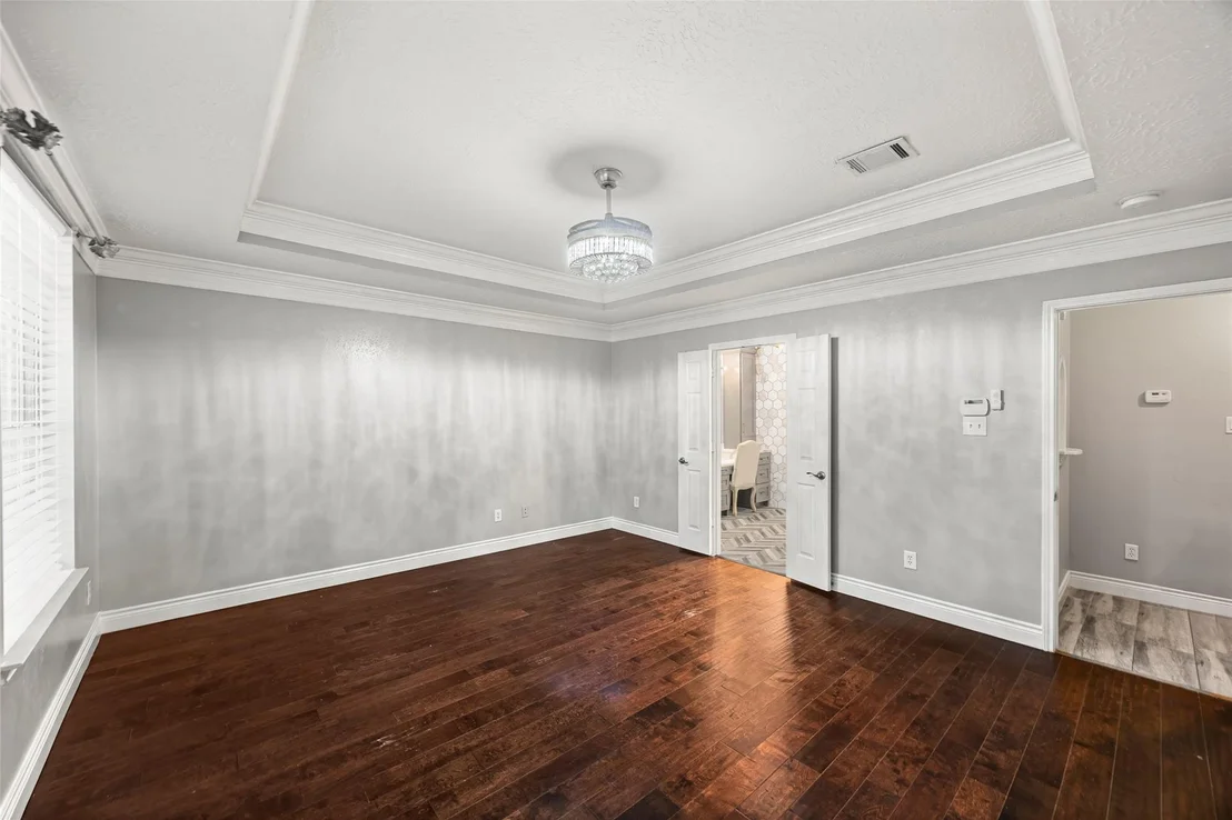Photo of 6822 Kemper Drive
