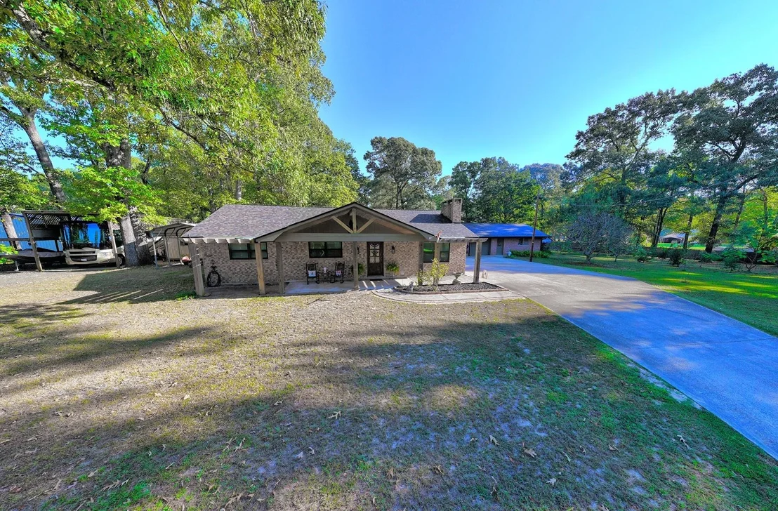 Photo of 385 Cedar Ridge