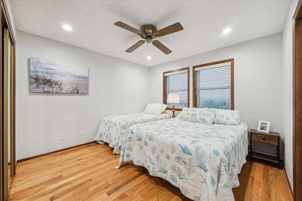 Photo of 16606 Bayfront Drive