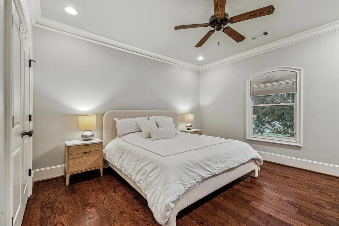 Photo of 170 Plantation Road