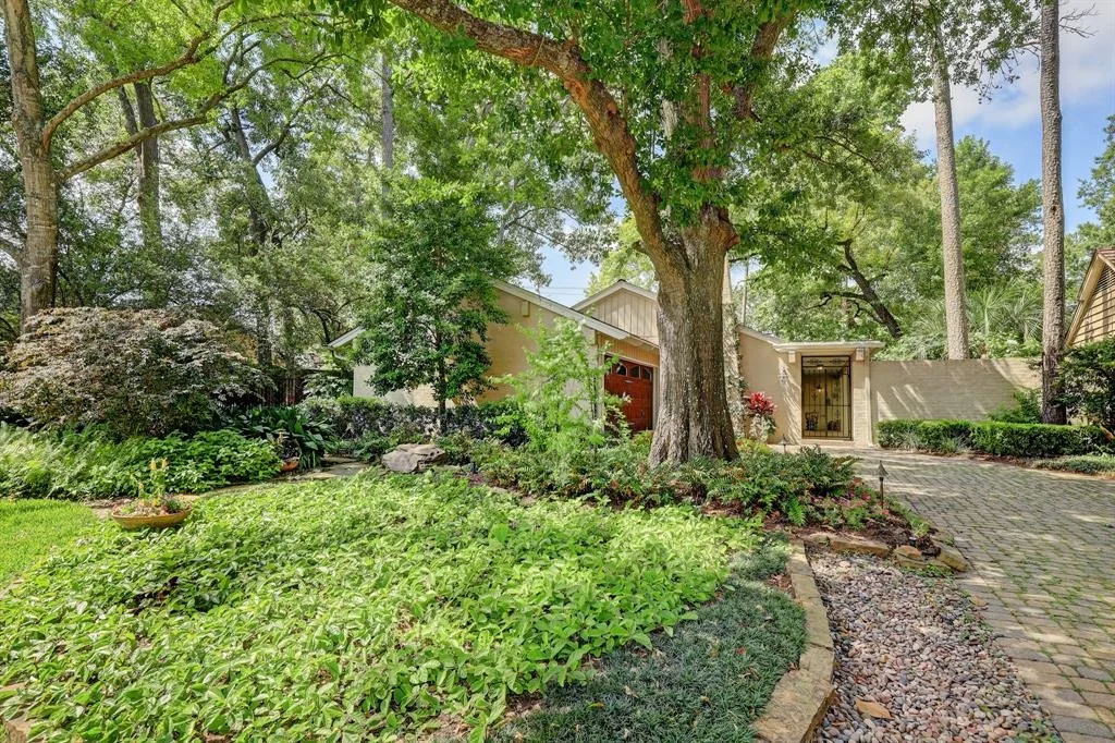 Photo of 10303 Briar Drive
