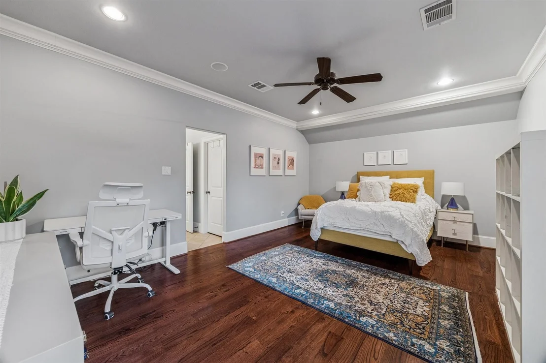 Photo of 170 Plantation Road