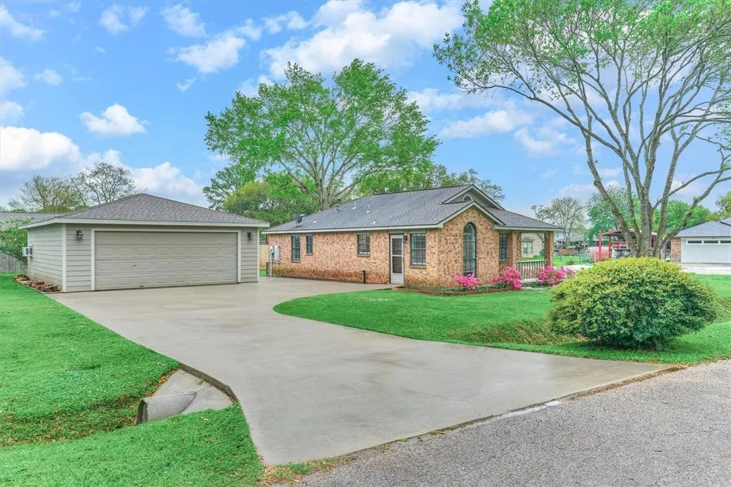 Photo of 15205 Starboard Drive