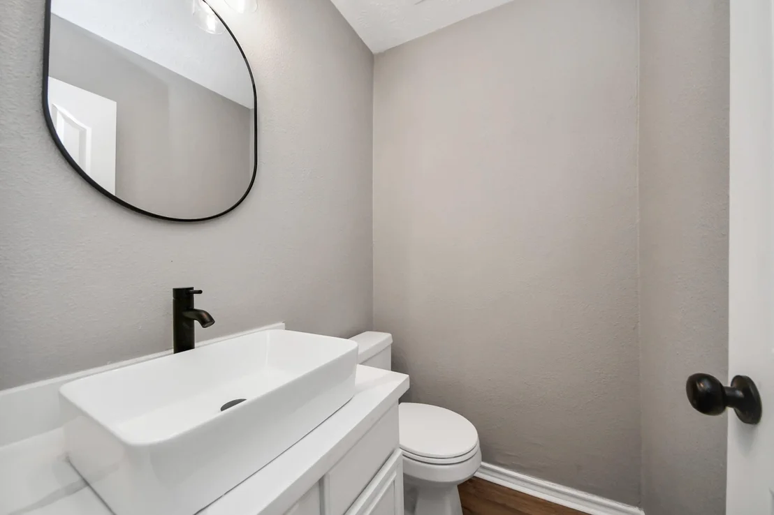 Photo of 1410 Long View Drive