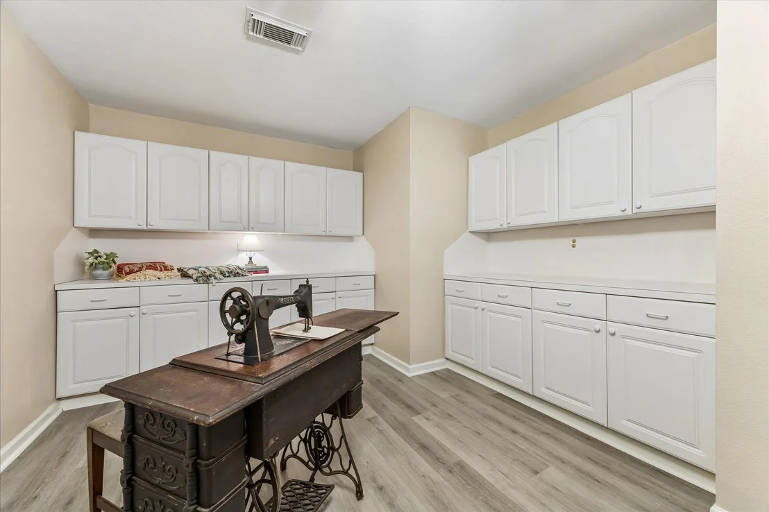 Photo of 16427 Clearcrest Drive