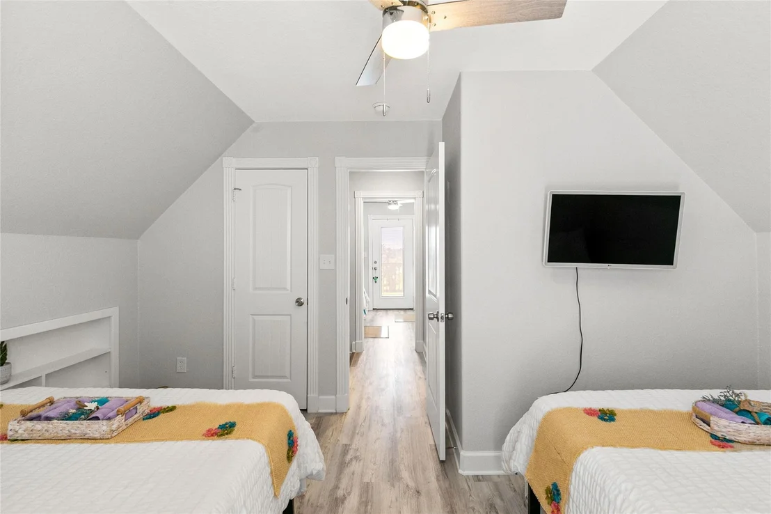 Photo of 110 Pelican Place