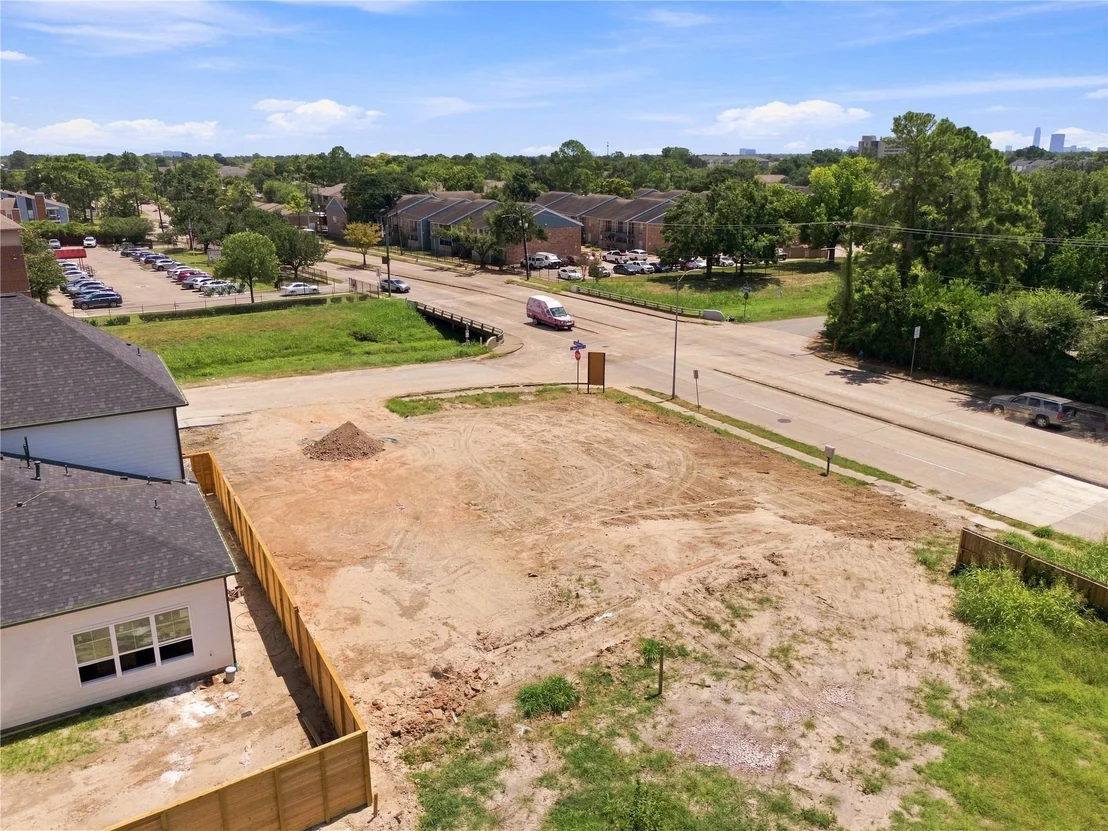 Photo of 2105 Mckean Drive