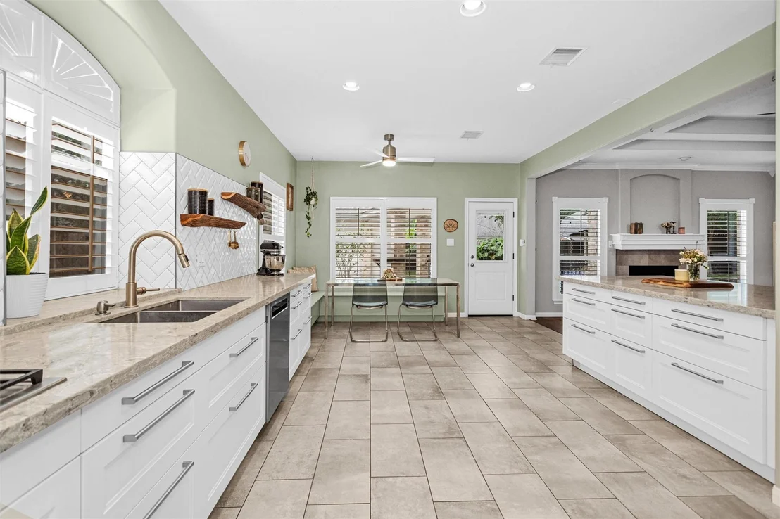 Photo of 6010 Charrington Drive